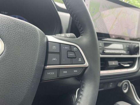 Used 2026 Toyota Grand Highlander AWD image 25