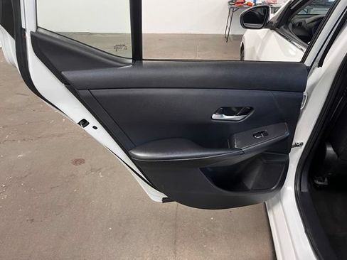 Used 2023 Nissan Sentra SV FWD image 19