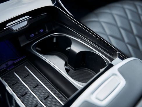 Used 2024 Mercedes-Benz S 580 4MATIC Sedan w/ AMG Line image 70