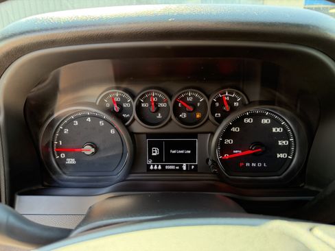Used 2024 Chevrolet Silverado 2500 Custom w/ Custom Value Package AWD/4WD image 19