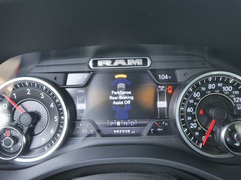 Used 2020 RAM 1500 Big Horn AWD/4WD image 33