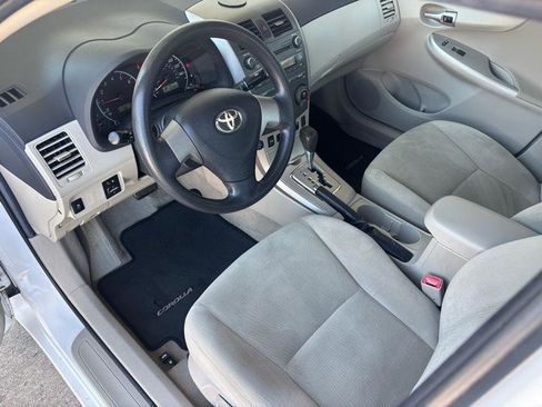 Used 2011 Toyota Corolla LE image 15