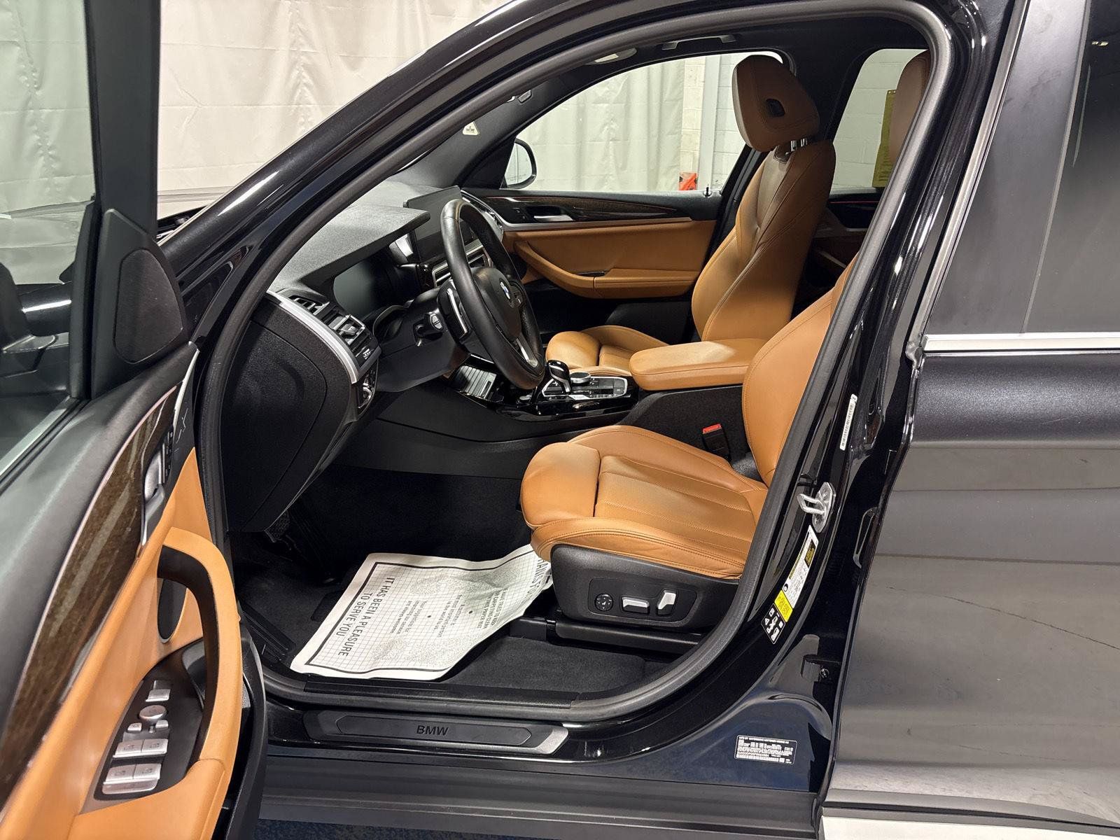 Used 2023 BMW X3 xDrive30i w/ Premium Package AWD/4WD image 2