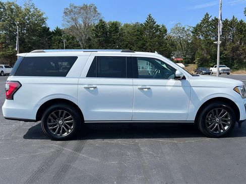 Used 2021 Ford Expedition Max Limited image 5