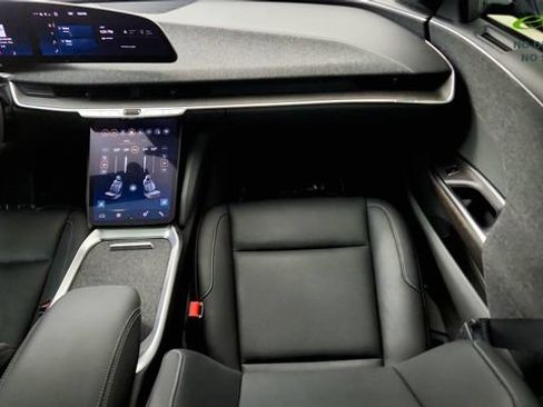 Used 2024 Lucid Air Touring AWD/4WD image 54