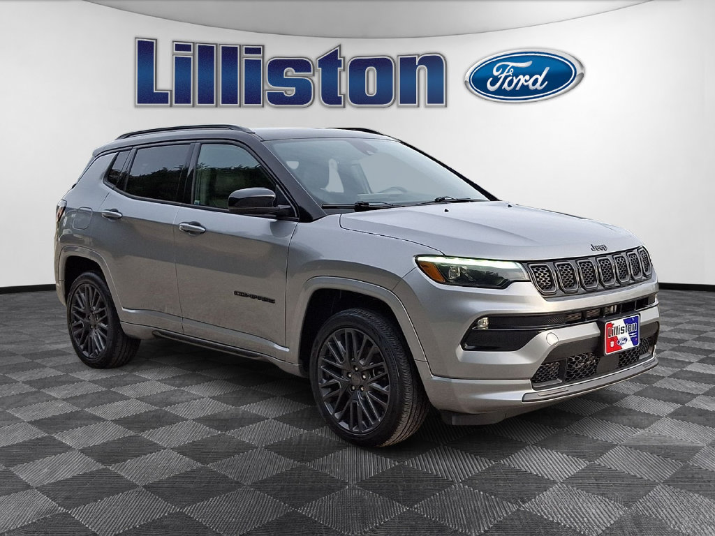 Used 2023 Jeep Compass High Altitude AWD/4WD image 3