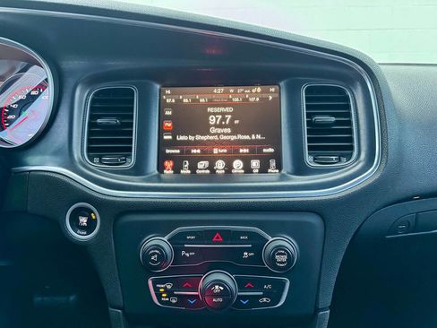 Used 2015 Dodge Charger R/T w/ Plus Group image 13