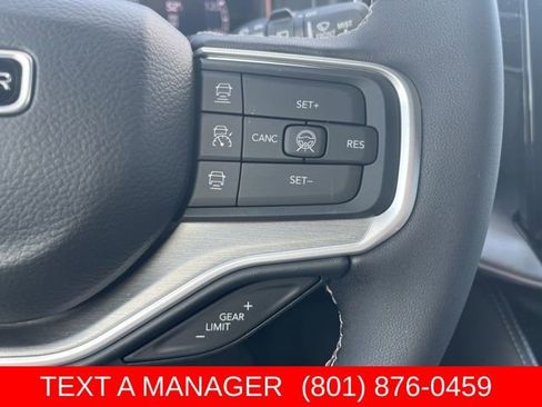 New 2026 Jeep Grand Wagoneer Limited AWD/4WD image 32