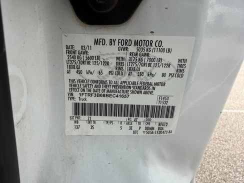 Used 2011 Ford F350 XLT w/ XLT Interior Pkg AWD/4WD image 17