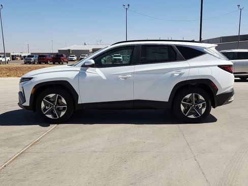 New 2026 Hyundai Tucson SEL image 2