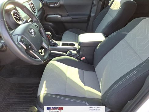 Used 2023 Toyota Tacoma TRD Sport w/ Black Out Package (TMS) image 11