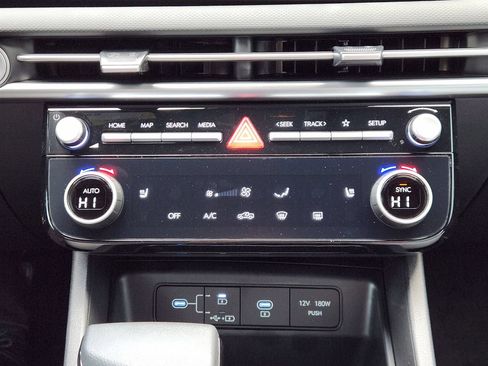 New 2026 Hyundai Santa Cruz SEL FWD image 13