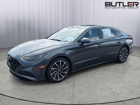 Used 2023 Hyundai Sonata Limited FWD image 1