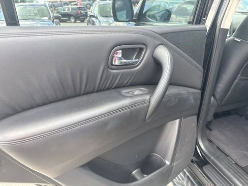 Used 2024 Nissan Armada SV AWD/4WD image 25