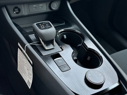 Certified 2025 Nissan Rogue S image 12