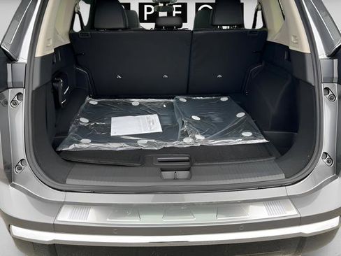 New 2026 Nissan Rogue Platinum w/ Platinum Premium Package AWD/4WD image 23