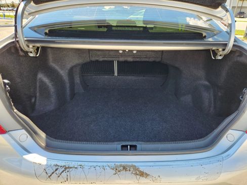 Used 2013 Toyota Camry LE image 20