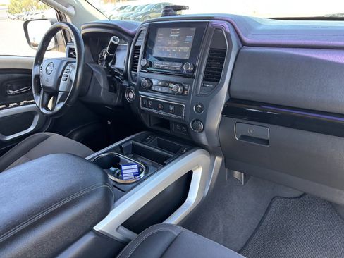 Used 2023 Nissan Titan SV w/ SV Convenience Package RWD image 13