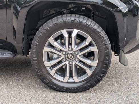 Used 2026 Toyota 4Runner Limited AWD/4WD image 11
