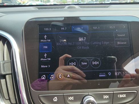Used 2019 Chevrolet Equinox LT AWD/4WD image 16