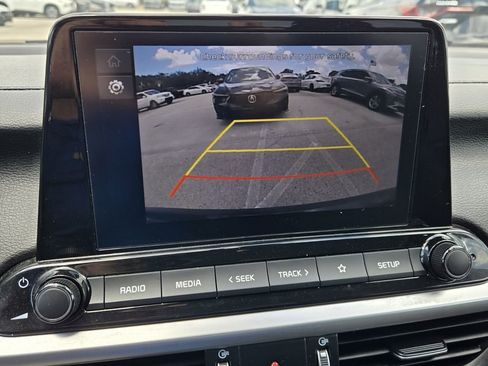 Used 2024 Kia Forte LXS w/ LXS Technology Package FWD image 19