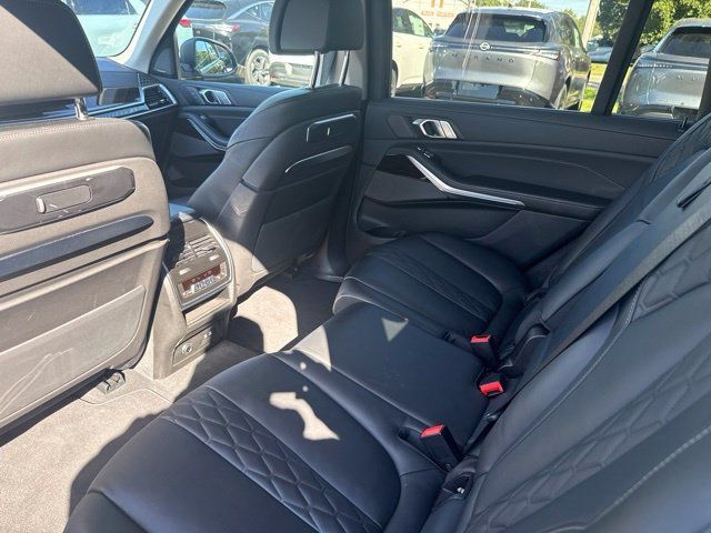 Used 2026 BMW X7 xDrive40i AWD/4WD image 18