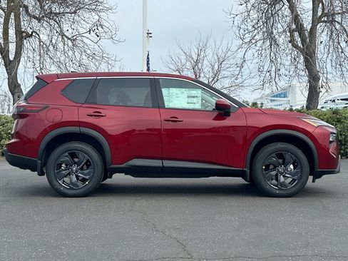New 2026 Nissan Rogue SV image 3