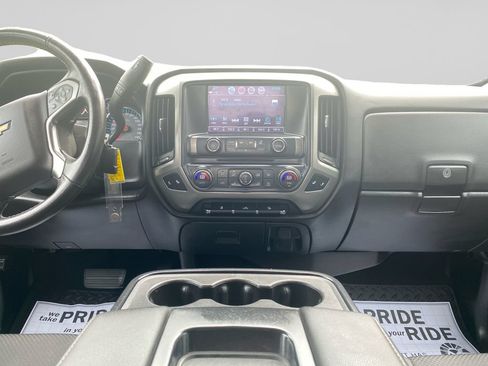 Certified 2018 Chevrolet Silverado 1500 LT w/ All Star Edition AWD/4WD image 15