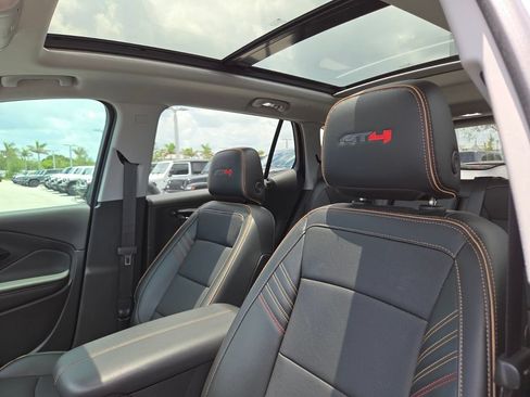 Used 2022 GMC Terrain AT4 w/ Infotainment Package II AWD/4WD image 27