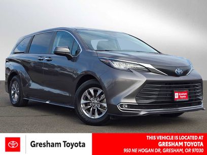 Used 2023 Toyota Sienna XLE