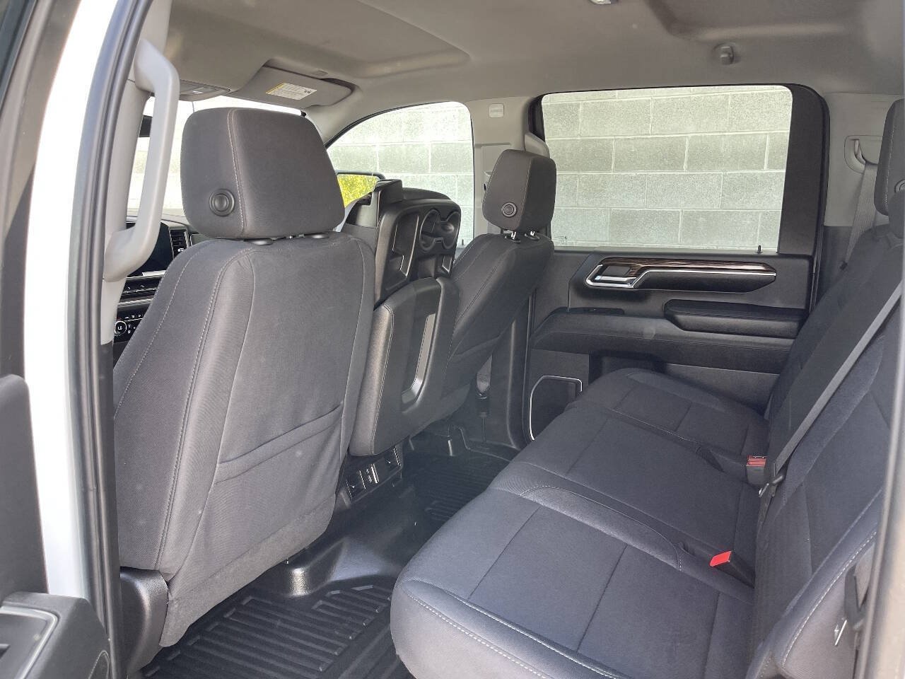 Used 2024 GMC Sierra 2500 SLE w/ SLE Convenience Package AWD/4WD image 12