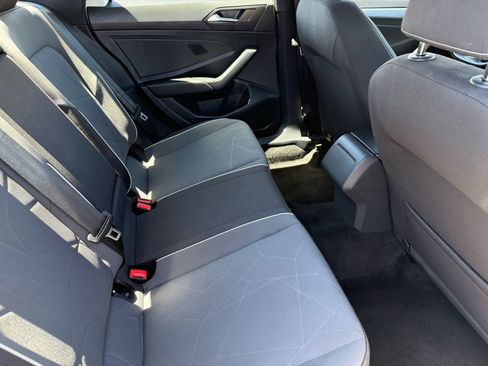 Used 2025 Volkswagen Jetta Sport FWD image 28