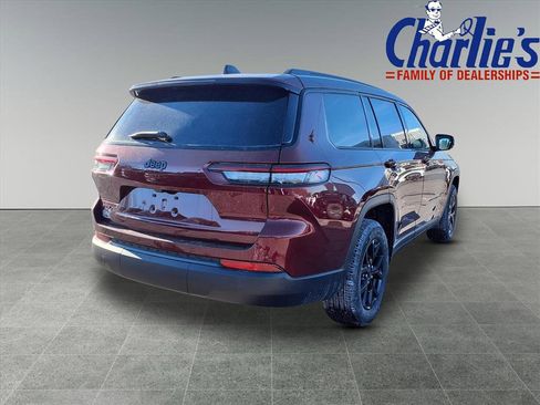 New 2025 Jeep Grand Cherokee L Altitude image 4