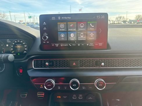 Used 2025 Honda Civic Type R image 15