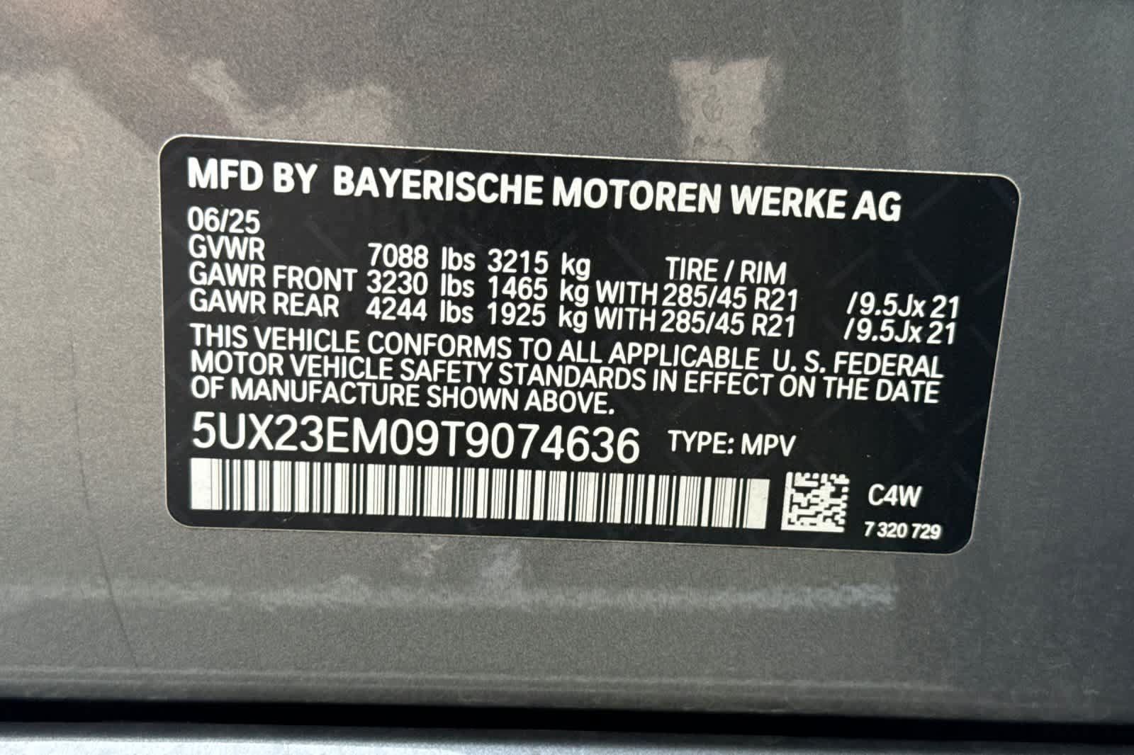 Used 2026 BMW X7 xDrive40i AWD/4WD image 30