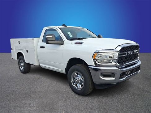 New 2024 RAM 3500 Tradesman w/ Chrome Appearance Group image 2