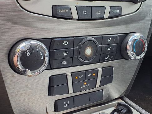 Used 2012 Ford Fusion SE FWD image 15