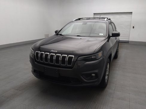 Used 2020 Jeep Cherokee Latitude Plus w/ Cold Weather Group AWD/4WD image 15
