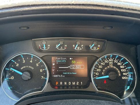 Used 2011 Ford F150 XLT w/ XLT Convenience Pkg image 18