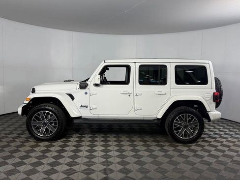 Used 2024 Jeep Wrangler High Altitude AWD/4WD image 9