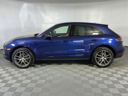 Used 2026 Porsche Macan Turbo AWD/4WD image 5