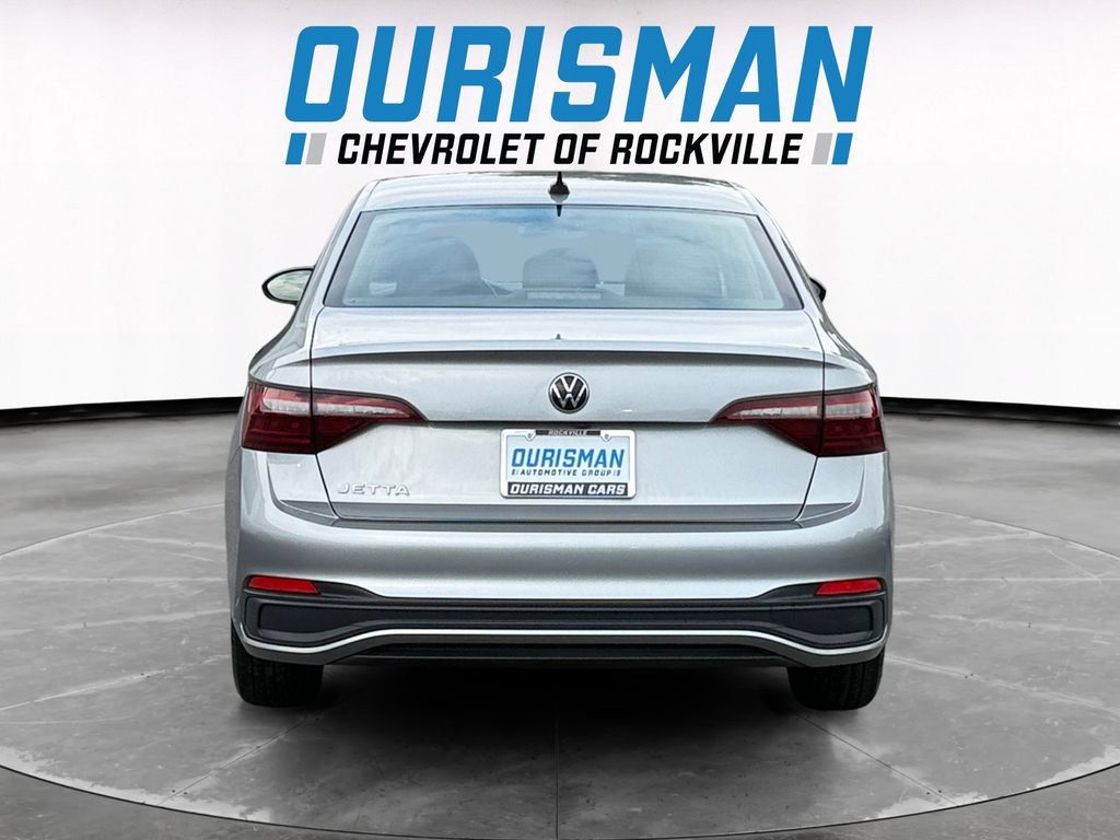 Used 2022 Volkswagen Jetta S FWD image 5