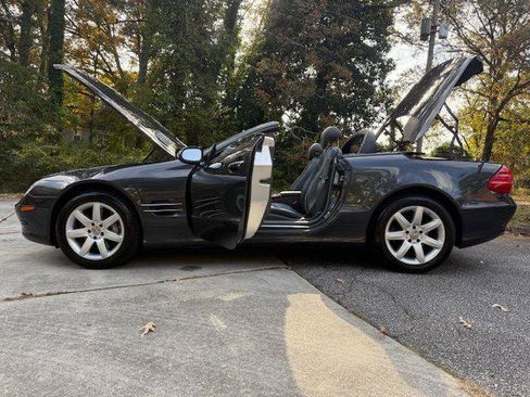 Used 2003 Mercedes-Benz SL 500 image 2