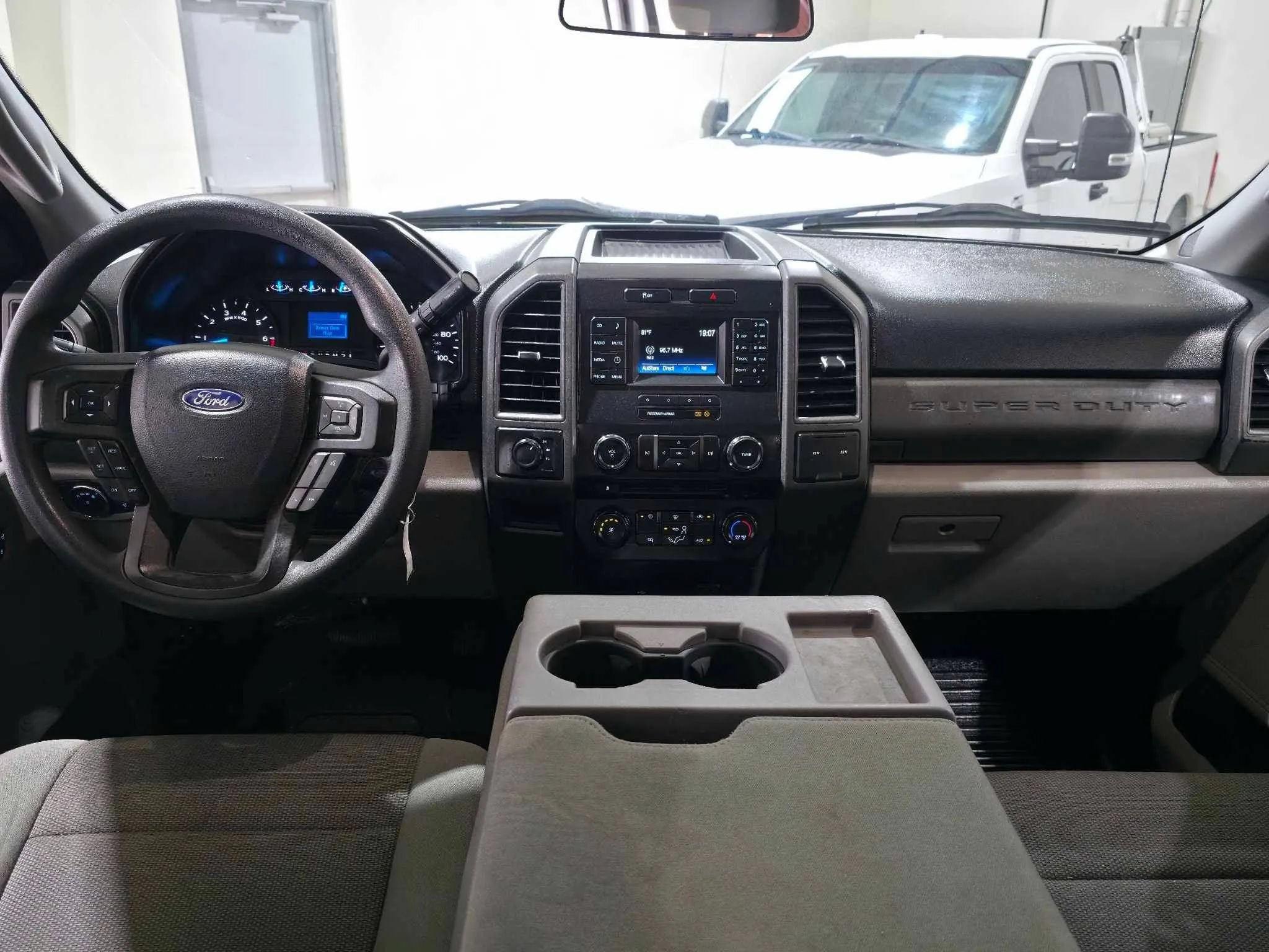 Used 2017 Ford F250 XL w/ Power Equipment Group AWD/4WD image 14