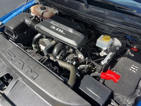 Certified 2022 RAM 1500 Laramie AWD/4WD image 30