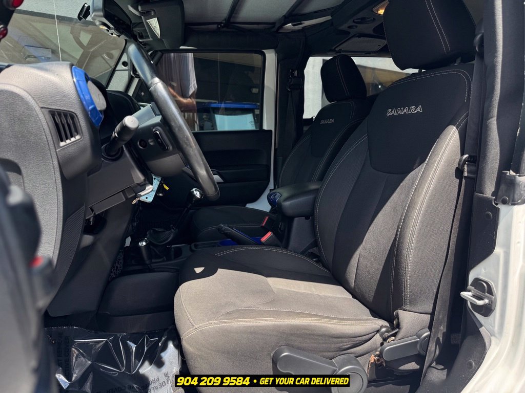 Used 2016 Jeep Wrangler Sahara w/ Connectivity Group AWD/4WD image 23