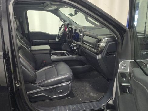 Used 2024 Ford F350 Lariat image 8