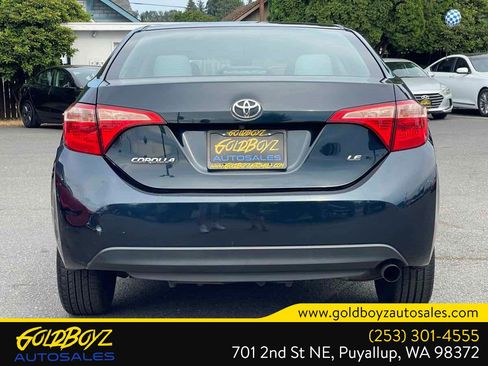 Used 2017 Toyota Corolla LE w/ Carpet Mat Package (TMS) FWD image 5