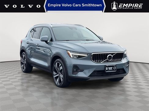 Certified 2023 Volvo XC40 B5 Plus w/ Driver Assist Package image 1