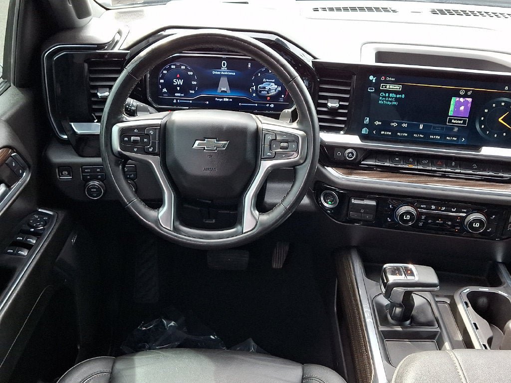 Used 2024 Chevrolet Silverado 1500 LT Trail Boss w/ Convenience Package II AWD/4WD image 14